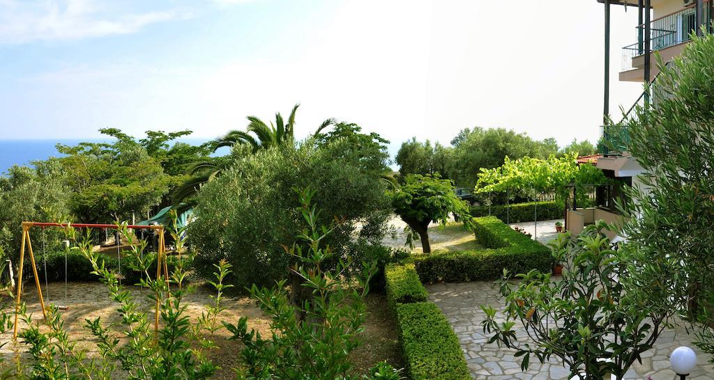 Aris Pension Agia Paraskevi  Exterior foto